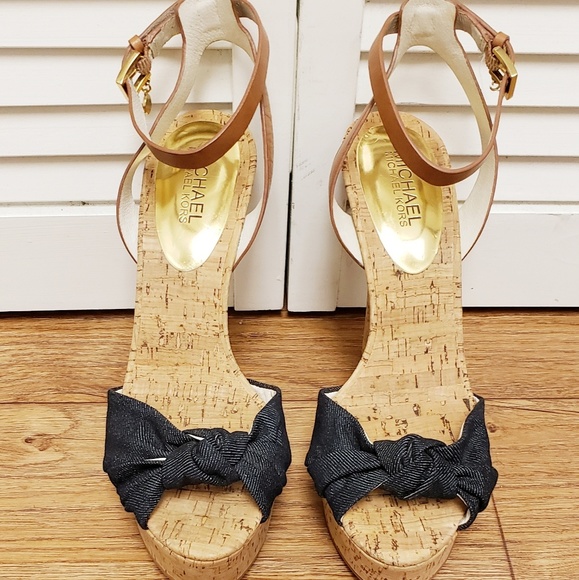 🚫SOLD{MichaelKors} Denim Stack Platform Cork Heel - Picture 4 of 8
